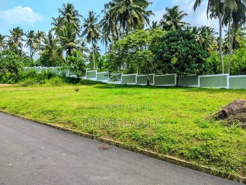 Land for Sale Boralasgamuwa