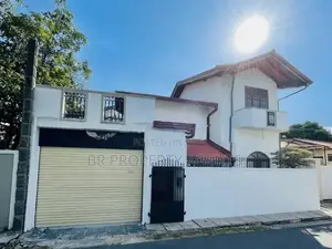 Two Story House for Rent in Thalawathugoda
