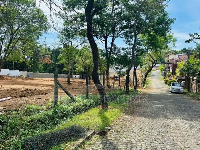Land For Sale Thalawathugoda Ds