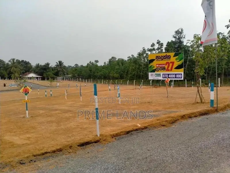 Land for Sale Padukka