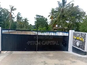 මාලඹේ අතුරුගිරියෙන් රත්තරන් වටින ඉඩමක්