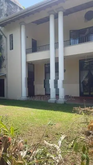 DEHIWALA : 8-AC-BR (24P) SPACIOUS HOUSE FOR RENT
