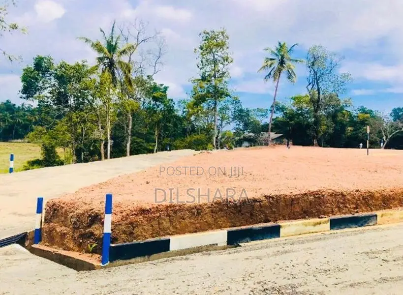 Kekanadura Road Best Land