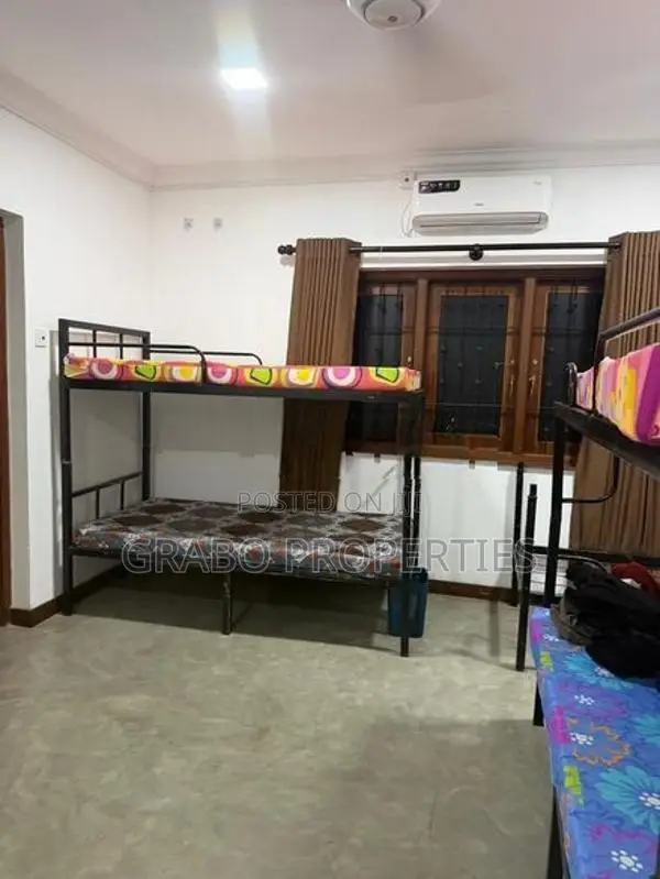 Fully furnished Buikding for Accomodation in Colombo 5
