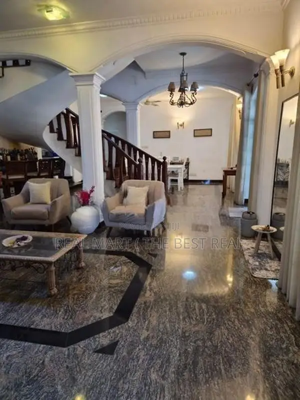 WATTALA : 7-BR (12P) 3-STOREY LUXURY HOUSE FOR RENT