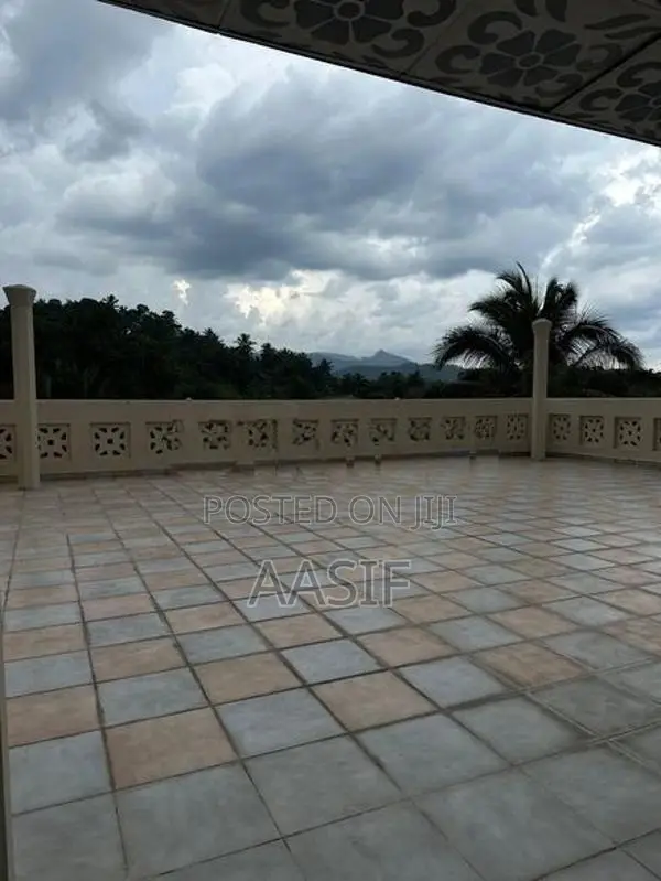 House For Sale Polgolla