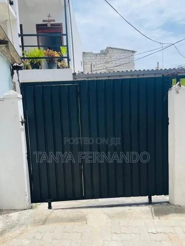 Double Storey House for Rent Dehiwala