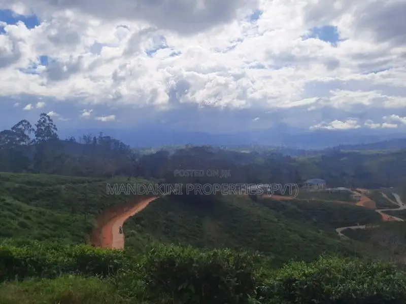 Land for sale in Nuwara Eliya Hatton