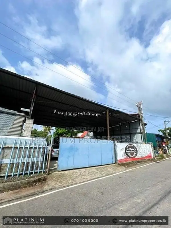 20.8P Commercial Land With Warehouse For Sale Nugegoda Thalapathpitiya