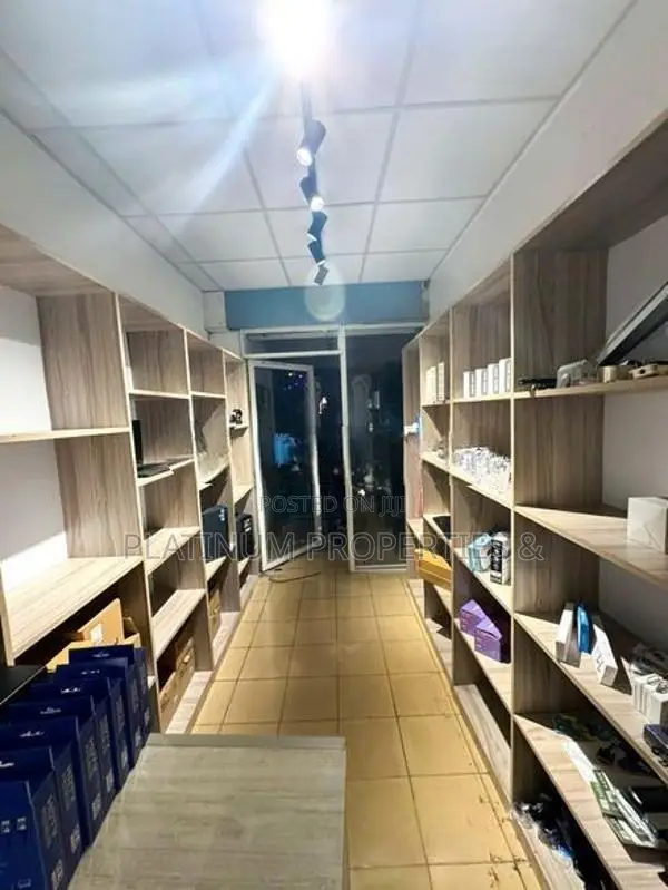 3-Story Commercial Building For Sale In Piliyandala Town - Moratuwa Ro