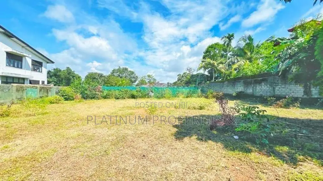 36 P Lands for Sale in Moratuwa Rawathawatta - 150m to Galle Road