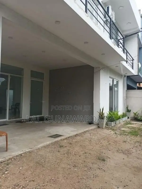 A House for Renting in Kiribathgoda