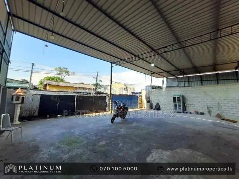 20.8P Commercial Land With Warehouse For Sale Nugegoda Thalapathpitiya
