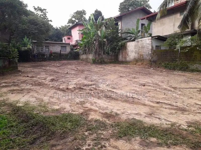 10.4 Perches Lands For Sale In Athurugiriya Habarakada