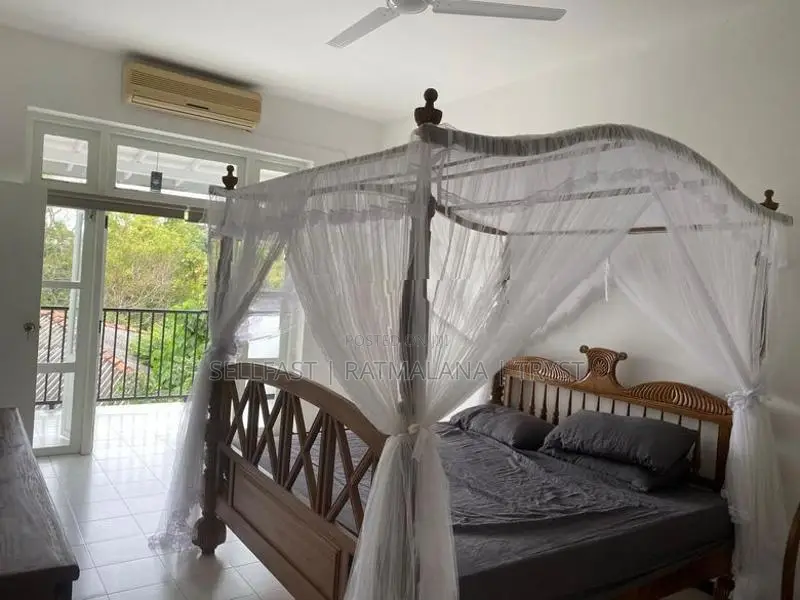 3 STOREY Holiday Bungalow FOR RENT – JA-ELA,