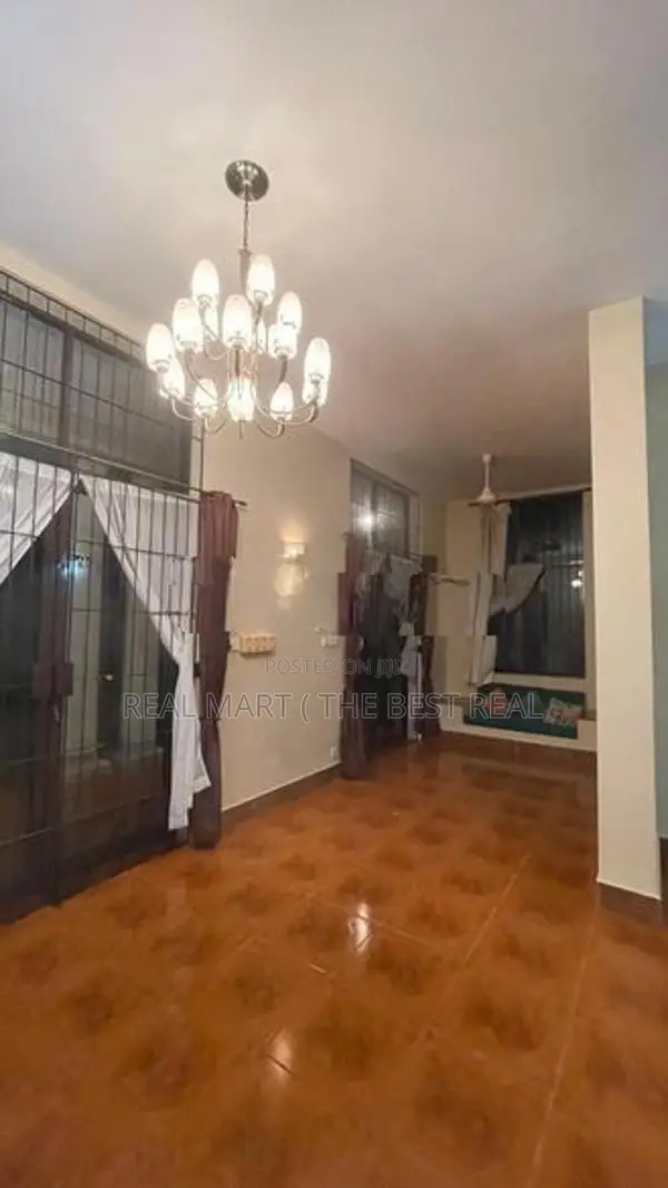 DEHIWALA : 8-AC-BR (24P) SPACIOUS HOUSE FOR RENT
