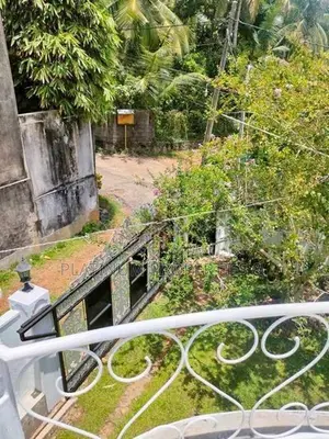 17.75 Perch Land With House For Sale In Kottawa Mount Lavinia Road