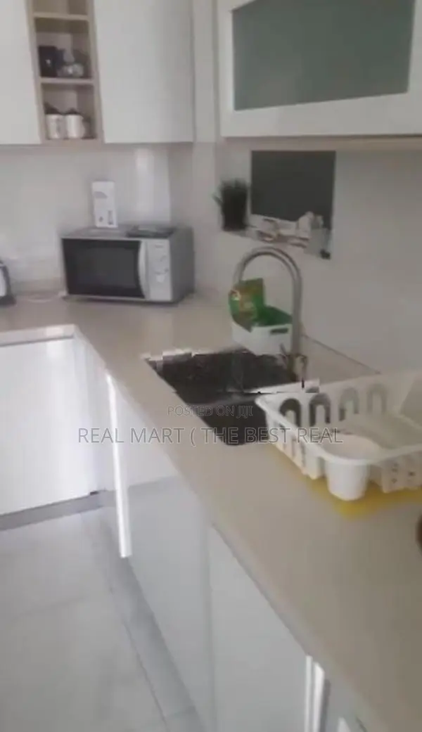 MOUNT LAVINIA : 2-BR (1240 SQFT) OCEAN VIEW FURNISHED APARTMENT FOR SA