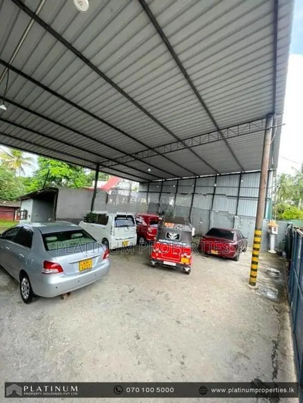 20.8P Commercial Land With Warehouse For Sale Nugegoda Thalapathpitiya