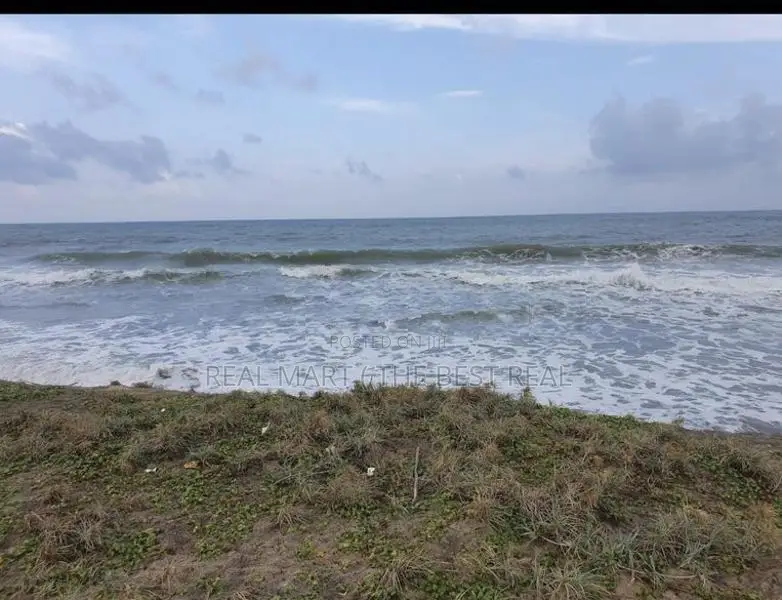 POTTUVIL : 5 ACRES PRIME BEACHFRONT LAND FOR SALE