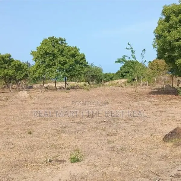 POTTUVIL : 5 ACRES PRIME BEACHFRONT LAND FOR SALE