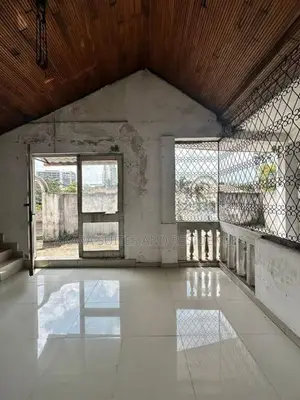 07.5 Perches - Unfurnished House for Sale HL54190 Colombo 08