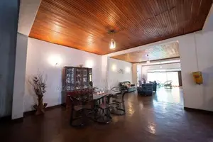 34.1 Perches Unfurnished House for Sale - HL50981 Colombo 13