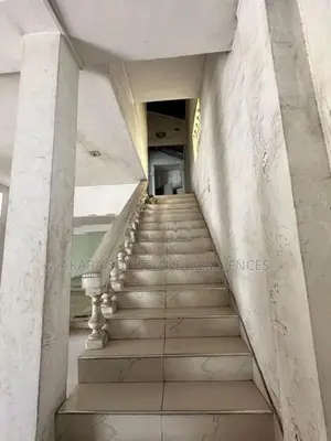 07.5 Perches - Unfurnished House for Sale HL54190 Colombo 08