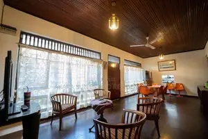 34.1 Perches Unfurnished House for Sale - HL50981 Colombo 13