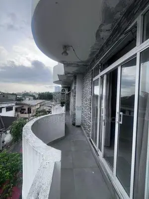 13 Perches - Unfurnished House for Sale HL53341 Colombo