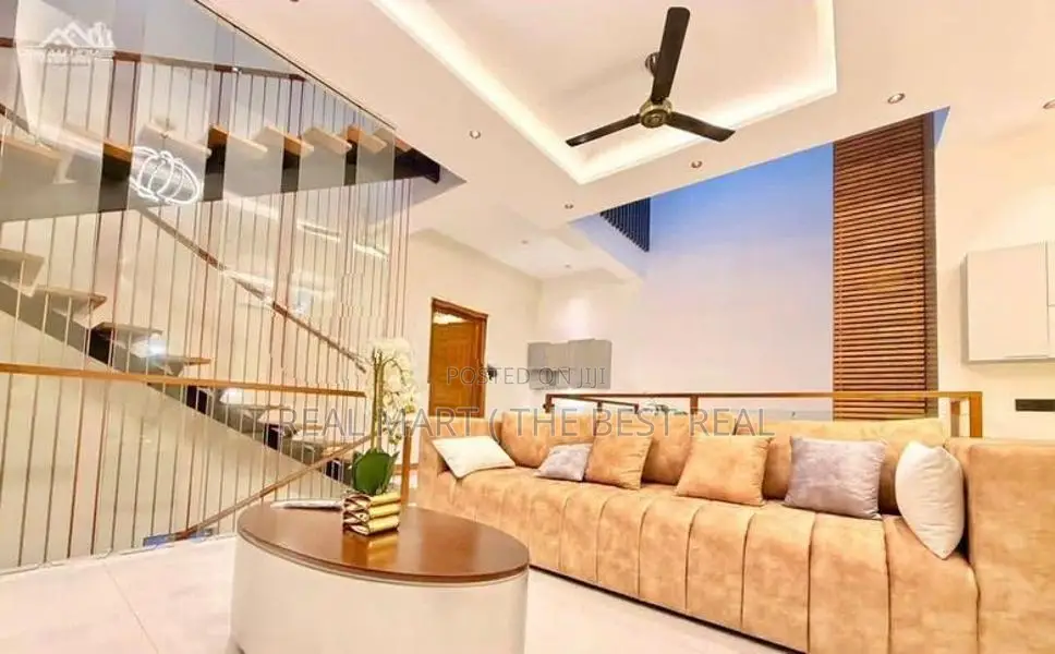 BATTARAMULLA : 5-BR (8.5P) FULLY FURNISHED 3-STOREY HOUSE FOR SALE