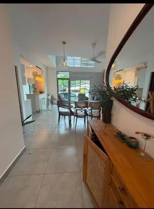 THALAPATHPITIYA : 3-BR (6P) 2-STORY LUXURY TOWN HOUSE FOR SALE