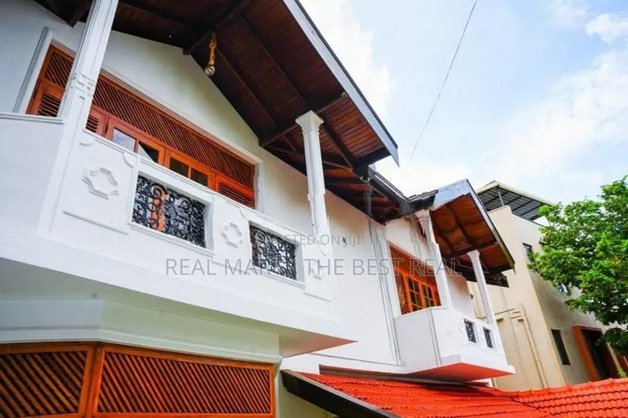 NAWALA : 4-BR (10P) 2-STOREY LUXURY HOUSE FOR SALE
