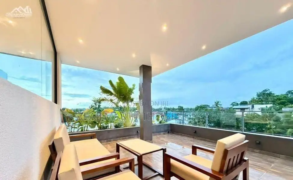 BATTARAMULLA : 5-BR (8.5P) FULLY FURNISHED 3-STOREY HOUSE FOR SALE