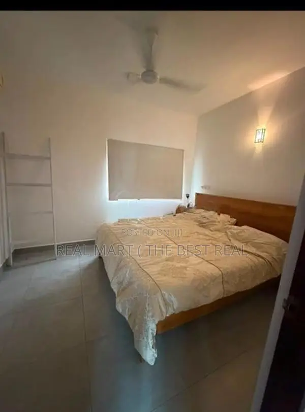 THALAPATHPITIYA : 3-BR (6P) 2-STORY LUXURY TOWN HOUSE FOR SALE