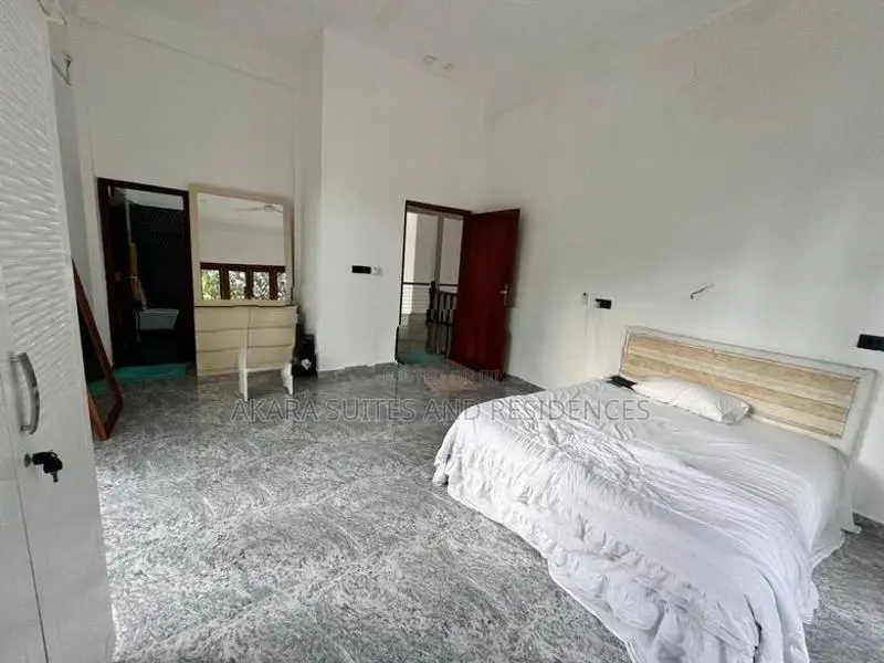 60 Perches - Furnished Luxury House for Sale HL50600 Homagama