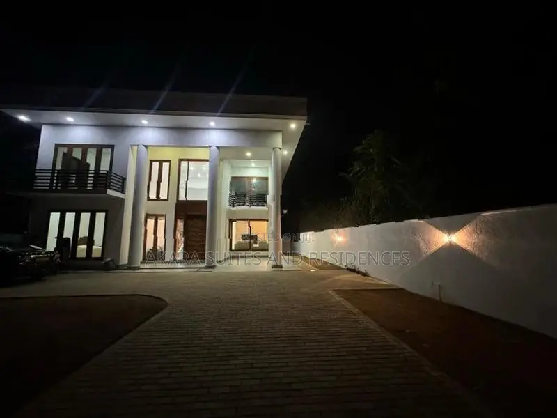 60 Perches - Furnished Luxury House for Sale HL50600 Homagama