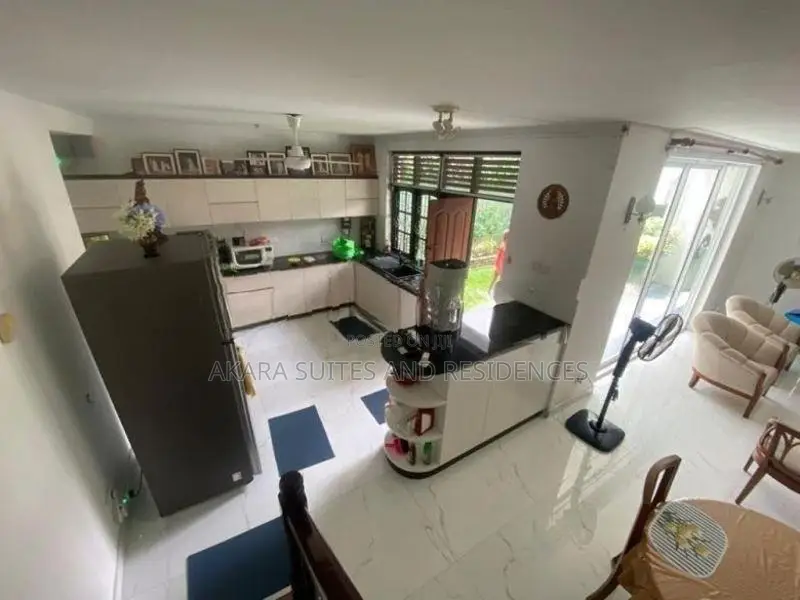 14.5 Perches - Unfurnished House for Sale HL49143 Battaramulla