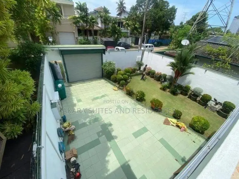 14.5 Perches - Unfurnished House for Sale HL49143 Battaramulla