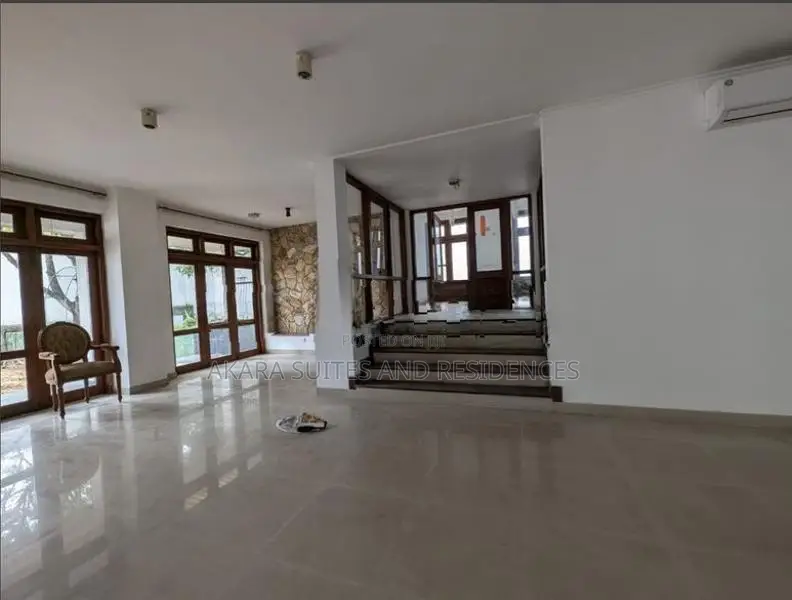 40.8 Perches - House for Sale HL43218 Battaramulla