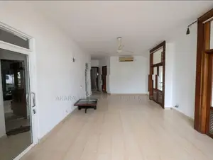 40.8 Perches - House for Sale HL43218 Battaramulla