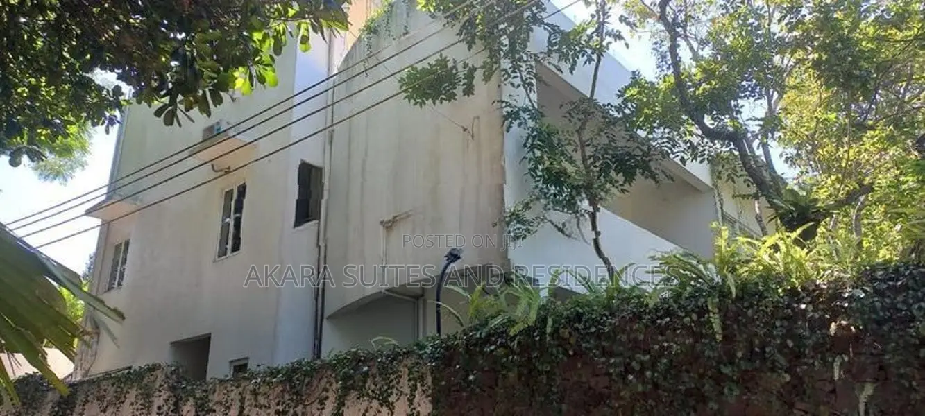 13 Perches - Furnished House for Sale HL35507 Battaramulla