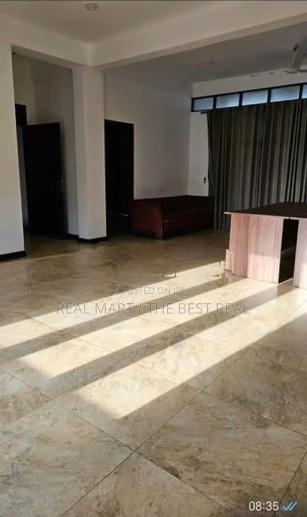 DEHIWELA : 6-BR (7.5P) BRAND NEW 3-STOREY LUXURY HOUSE FOR SALE