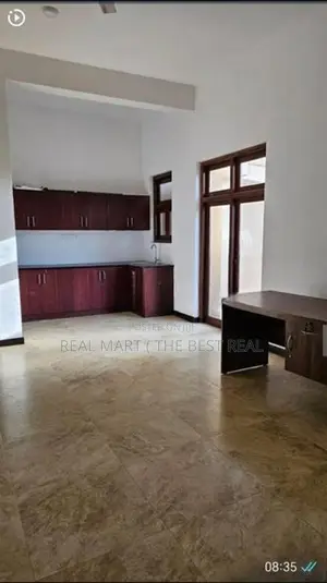 DEHIWELA : 6-BR (7.5P) BRAND NEW 3-STOREY LUXURY HOUSE FOR SALE
