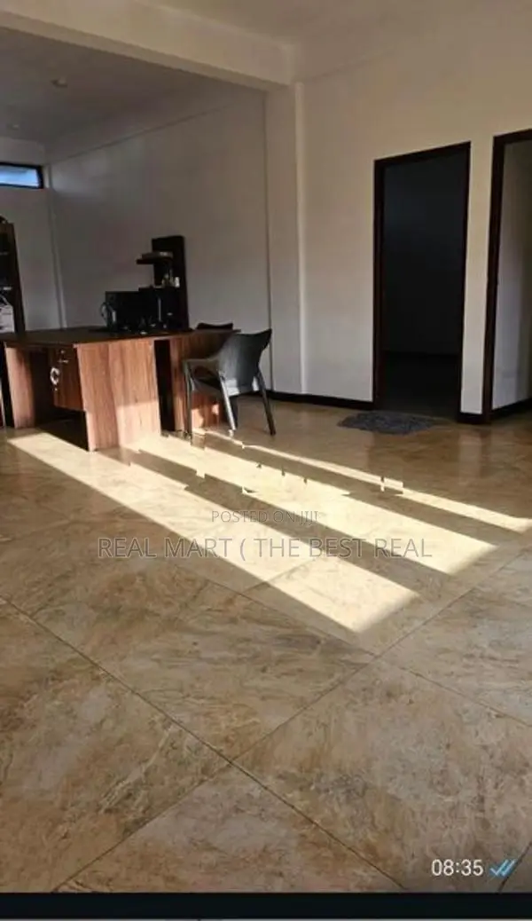 DEHIWELA : 6-BR (7.5P) BRAND NEW 3-STOREY LUXURY HOUSE FOR SALE