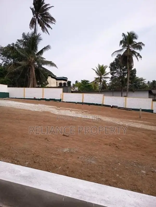 Super Location Land for Sale at Pitipana