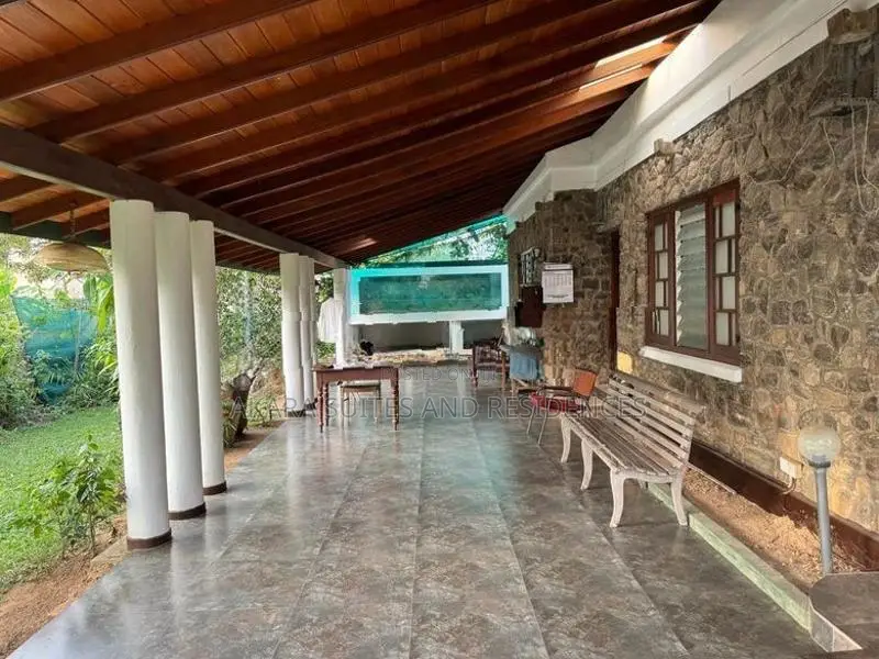 36 Perches - House for Sale HL44517 Nugegoda