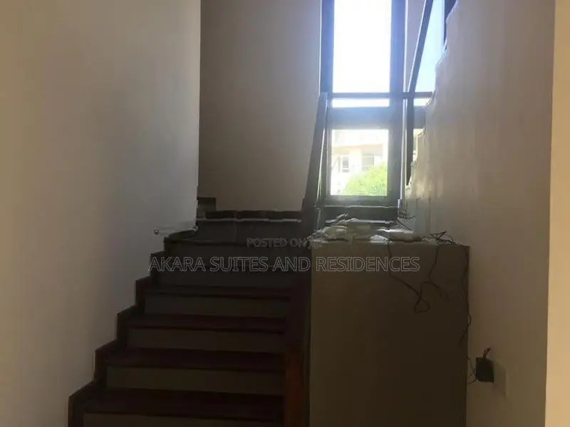 16.25 Perches - House for Sale HL48046 Kalubowila