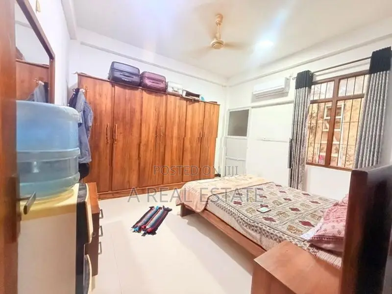 Modern Slab Roof Single Storey 2 Bedroom House For Sale In Dehiwala