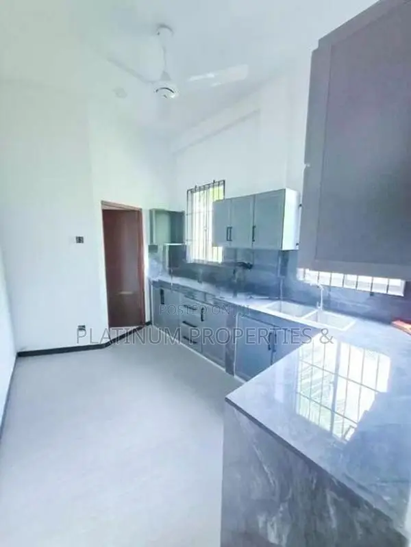 Brand New House For Sale in Pannipitiya Moraketiya